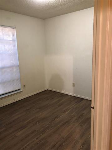 Building Photo - 901 Park Pl Blvd