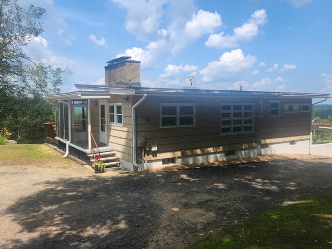 Primary Photo - 36 Johnson Ave