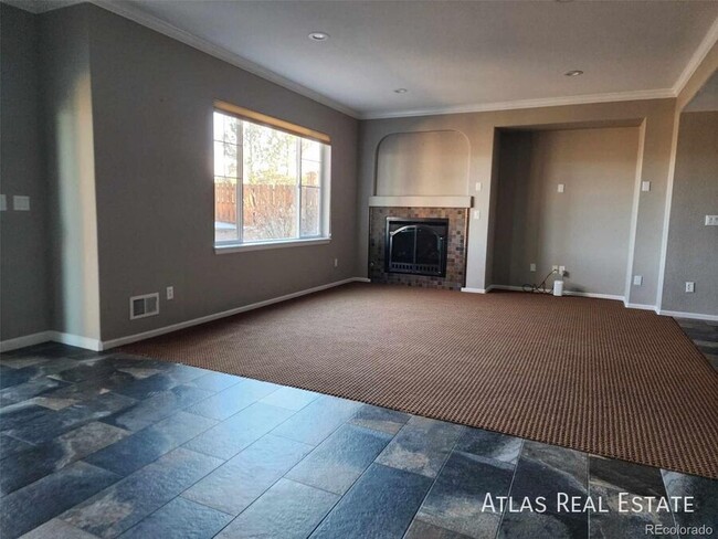 Building Photo - 6242 S Oak Hill Ct