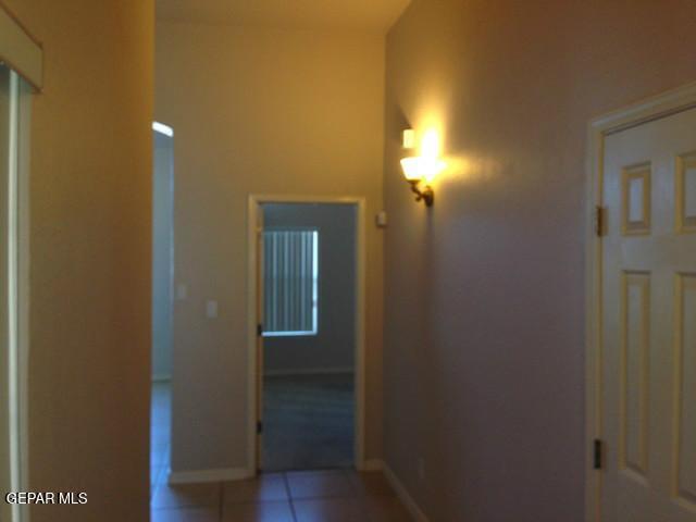 Building Photo - 1031 Los Moros Dr