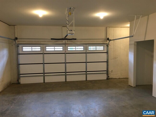 Building Photo - 1818 Marietta Dr