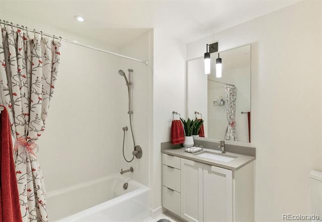 Building Photo - 1750 Wewatta St