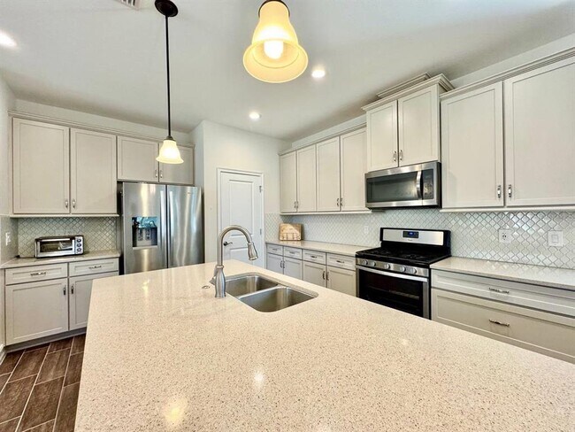 Building Photo - 4627 Tramanto Ln