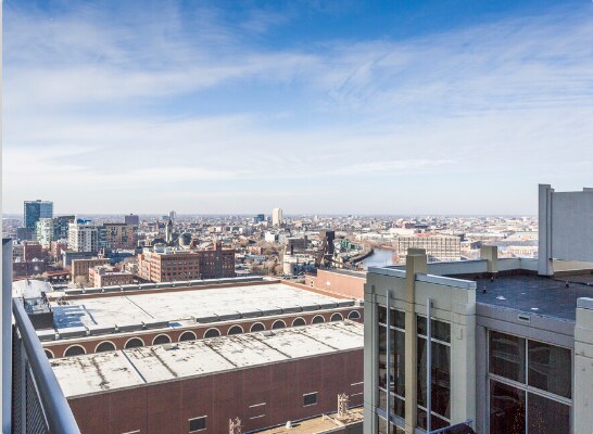 Balcony River View (Unit 1704) - 700 N Larrabee St