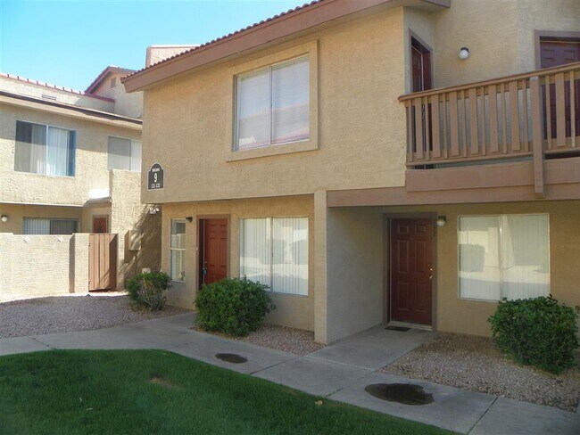 Primary Photo - 3 Bedroom Townhome - Small Private Patio- ...