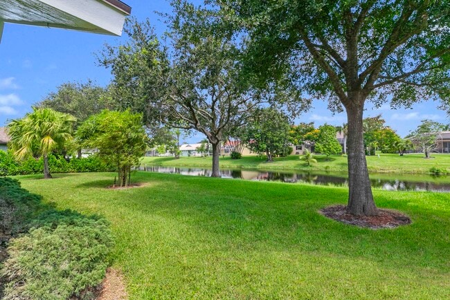 Building Photo - 13781 Barberry Dr