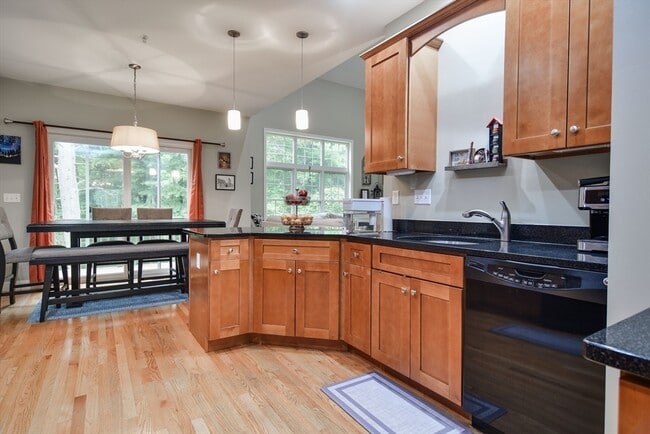 Building Photo - 41 Garett Way