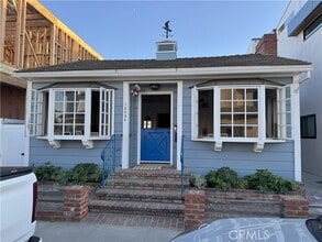 Building Photo - 1205 W Bay Ave