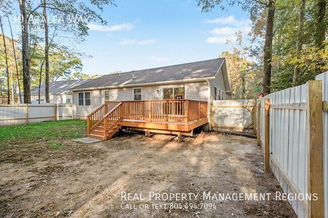 Building Photo - 30 Azalea Way