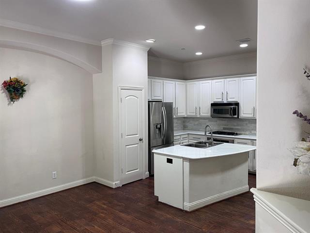 Building Photo - 5717 Pantheon Ct