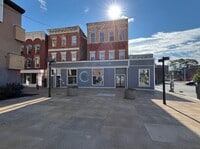 Building Photo - 9-11 Liberty St