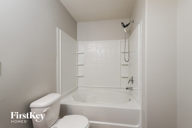 Building Photo - 179 Bedrock Ct