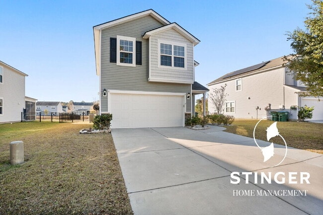 Building Photo - 71 Saluda Way