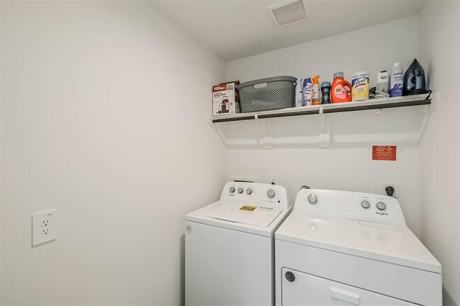 Building Photo - 30702 CASTLE COVE Dr