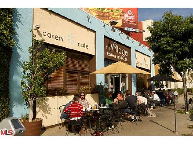 Building Photo - 3829 Glenfeliz Boulevard