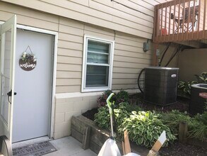 Building Photo - South Brown Building