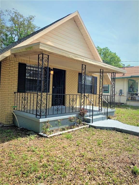 Building Photo - 2004 E Genesee St