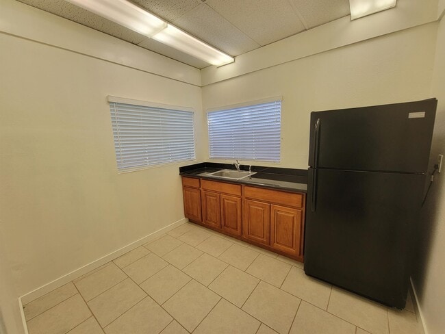 Building Photo - 1901 Railroad Ave