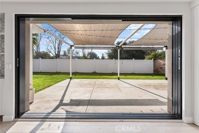 Building Photo - 18110 Bromley St