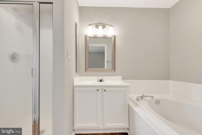 Building Photo - 13011 Cordelia Ct
