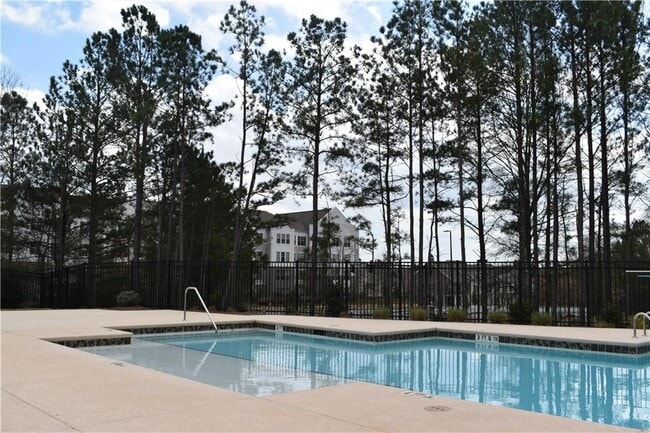 Building Photo - 225 Britten Pass