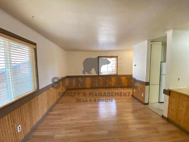 Building Photo - 1 Bedroom in Incline Village!