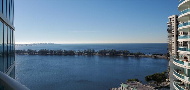 Building Photo - 2101 Brickell Ave