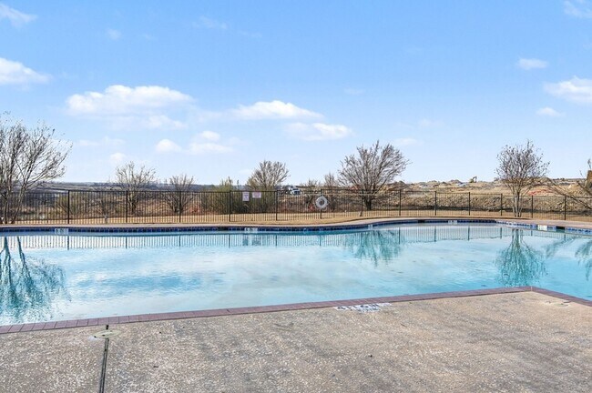 Building Photo - 10925 Caldwell Ln