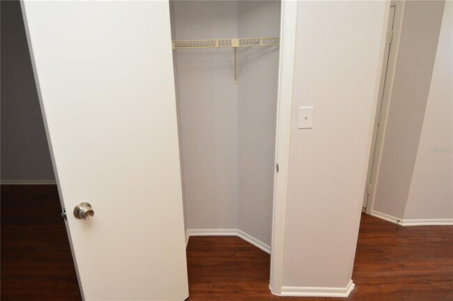 Building Photo - 8630 Mallard Reserve Dr