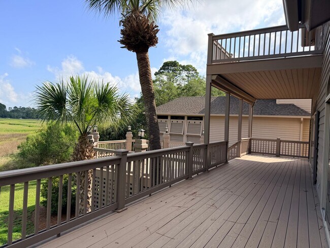 Building Photo - Spectacular Sea Pines Home - Marsh/Water Views!