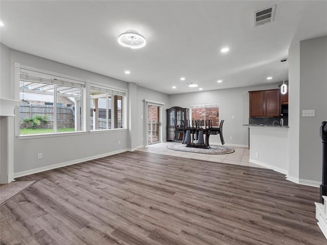 Building Photo - 2308 Fountain Gate Dr