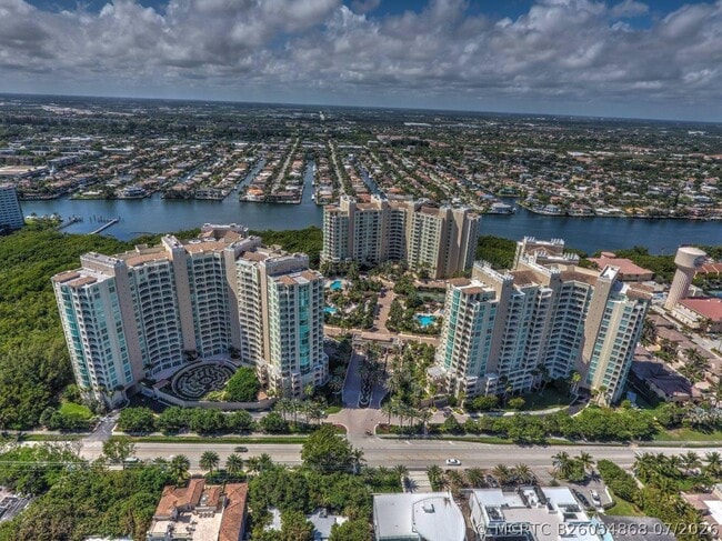 Building Photo - 3700 S Ocean Blvd