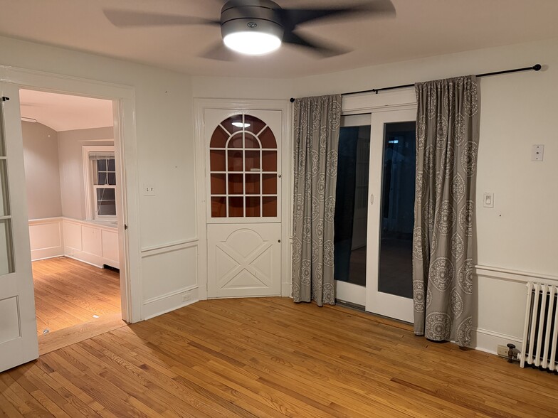 Living Room - 555 Main St