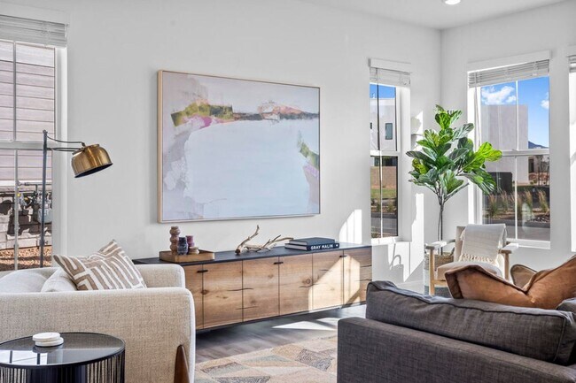 Building Photo - Lagoon Living! 3 Bedroom Townhome with Res...