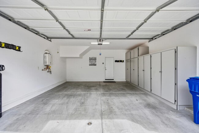 Building Photo - 4834 S Ferric