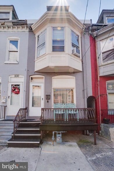 Primary Photo - 928 Muhlenberg St