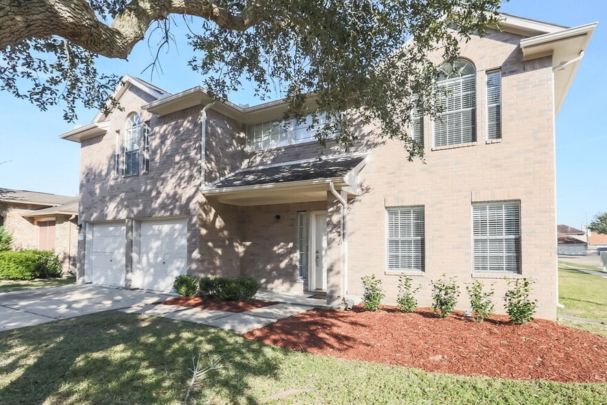 Building Photo - 4723 Pleasant Trail