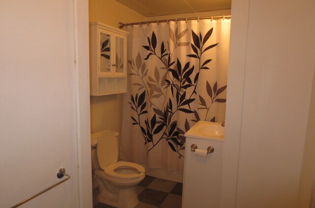 Building Photo - 12 Arch St