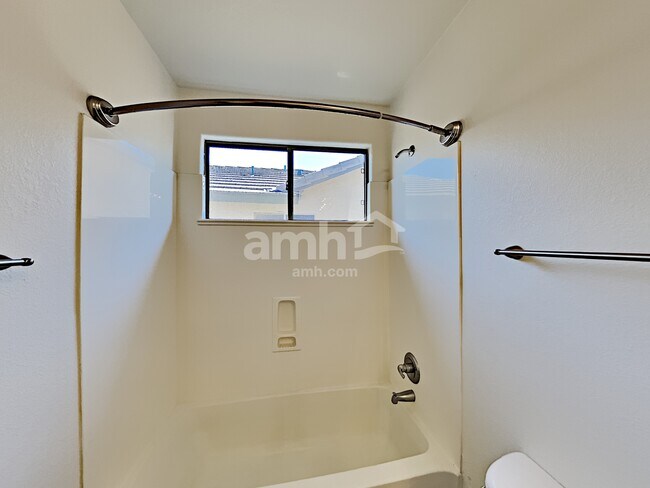 Building Photo - 12323 W Medlock Dr