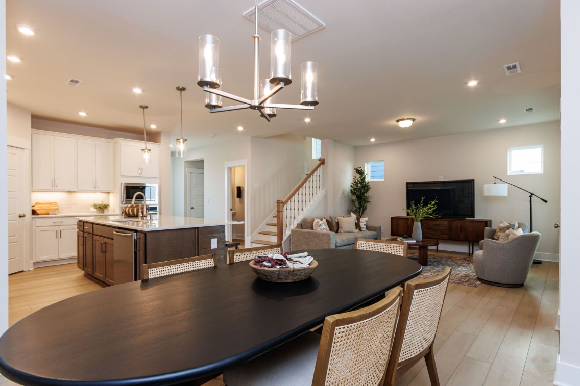 Building Photo - 339 Parkland Dr