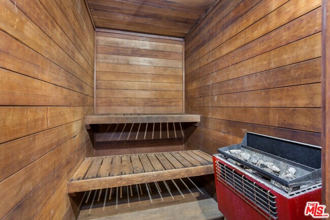 Building Photo - 400 La Fayette Park Pl