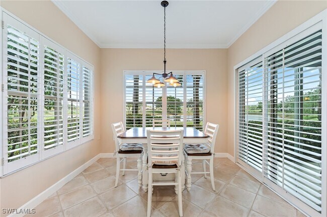Building Photo - 10382 Autumn Breeze Dr