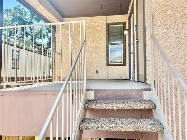 Building Photo - 411 Crestline Dr