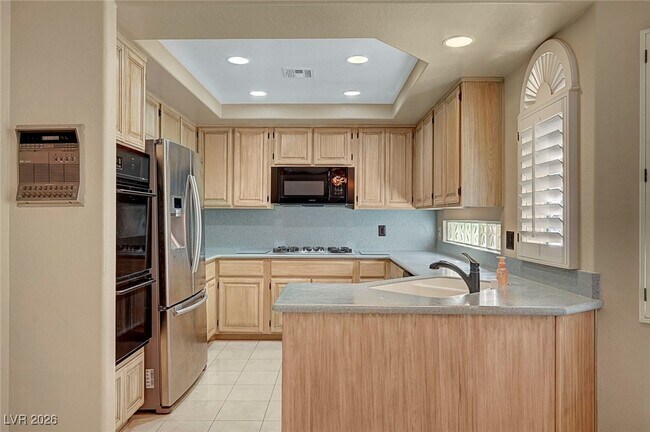 Building Photo - 9433 Angelfish Dr