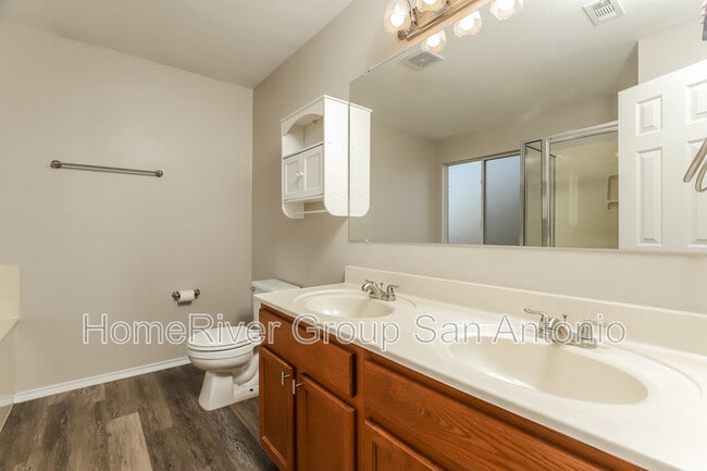 Building Photo - 12607 Avens Arbor