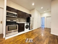 Building Photo - 196 Sackett St