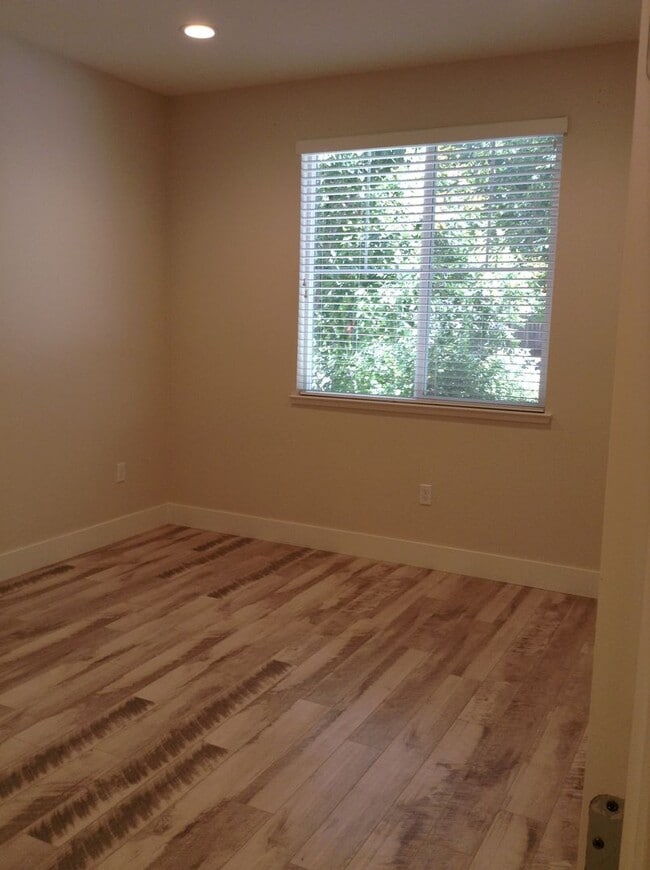 Building Photo - Excellent home in Livermore