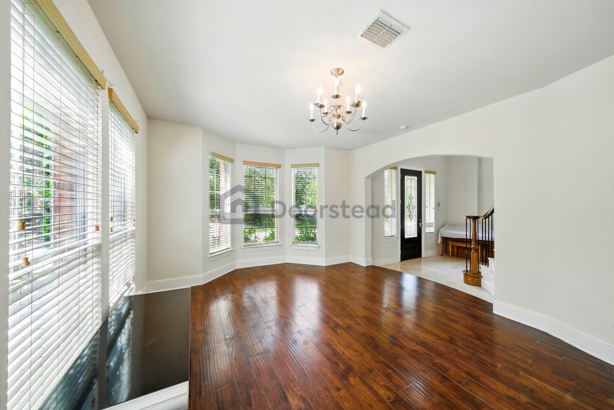 Building Photo - 1513 Van Winkle Dr