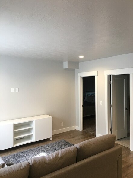 Building Photo - 1593 Sage View Ct