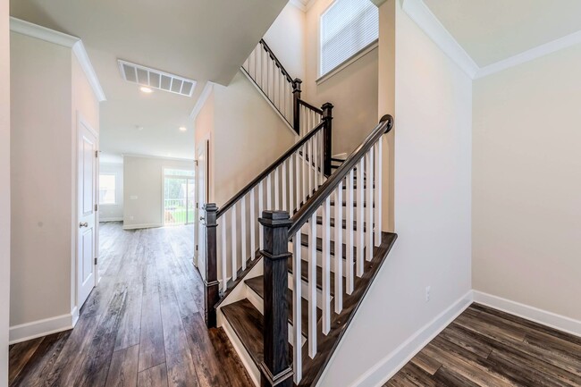 Building Photo - 9141 Daydreamer Ct